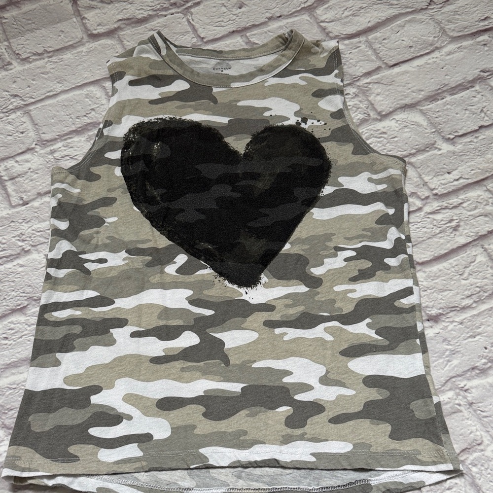 Evereve Camo Tank Top with Black Heart